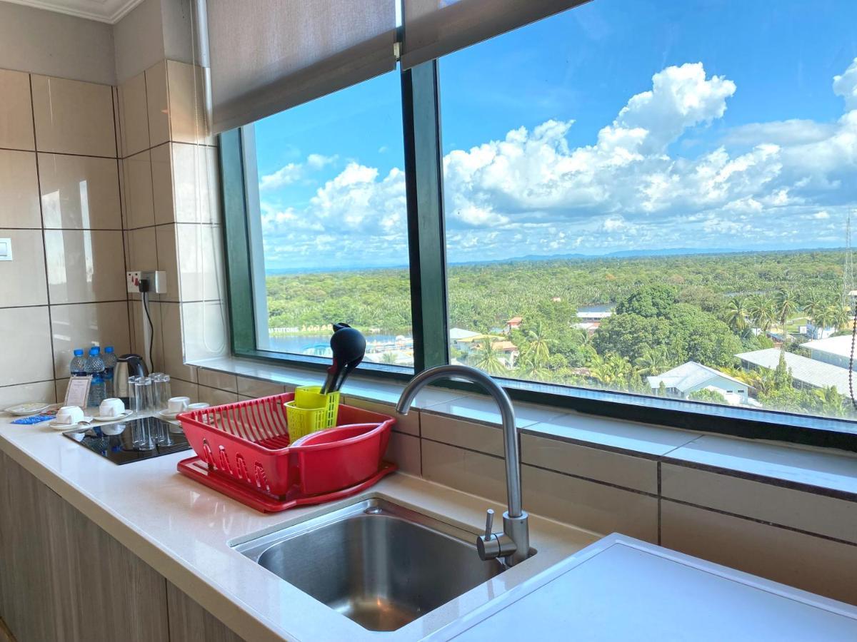 The Lanes Hotel Tutong Exterior foto