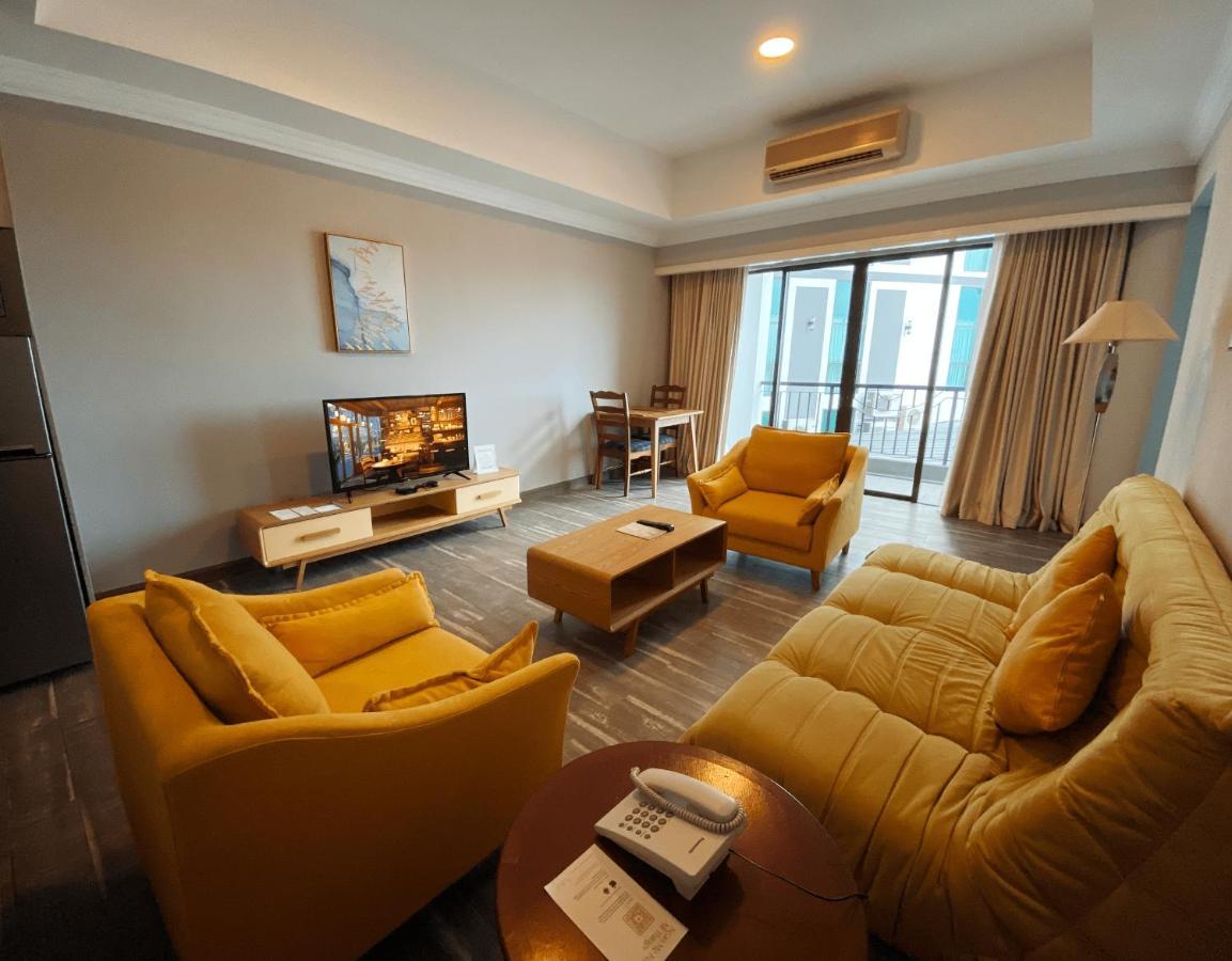 The Lanes Hotel Tutong Exterior foto